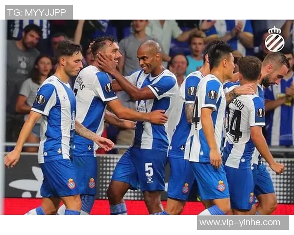 奥特强调换防策略对坎宁安施压三分球失准助力球队取胜